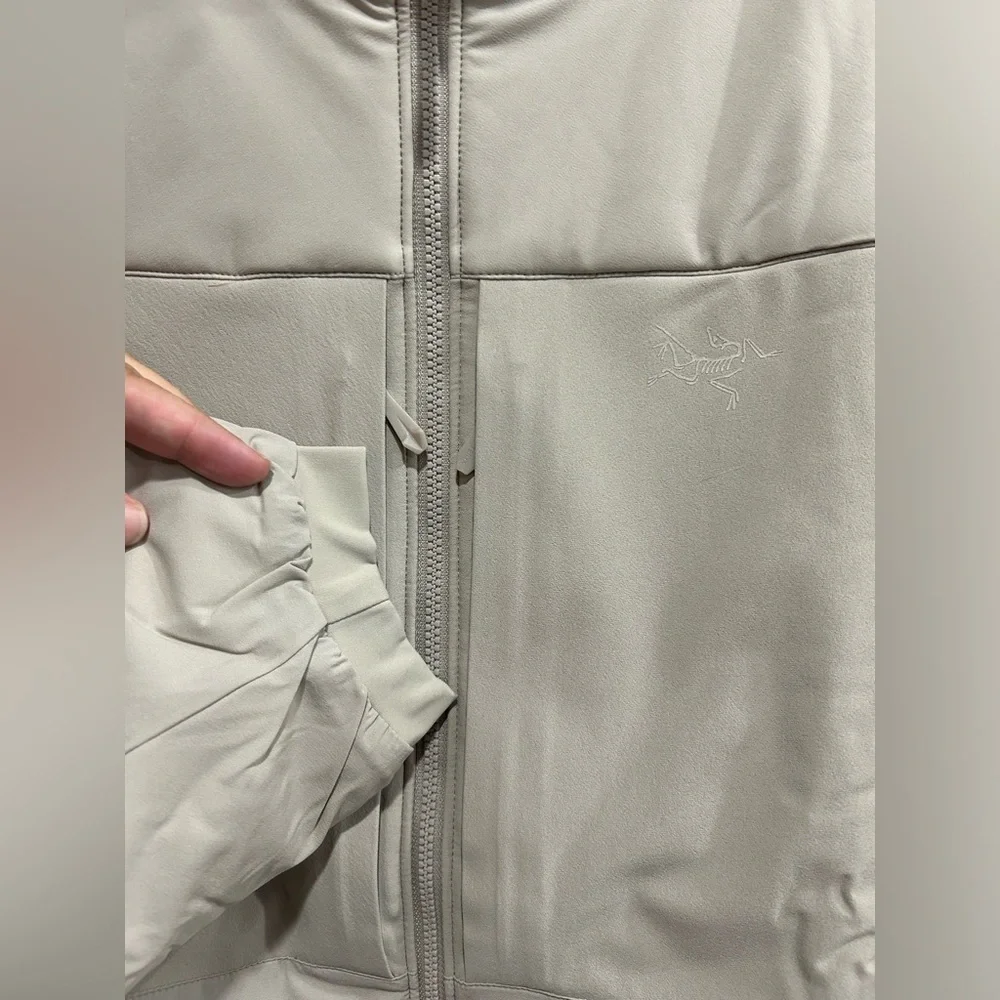 Arc’teryx Women's XL Proton Heavyweight Hoody Rune Cream Tan NWT Jacket Ski Snow